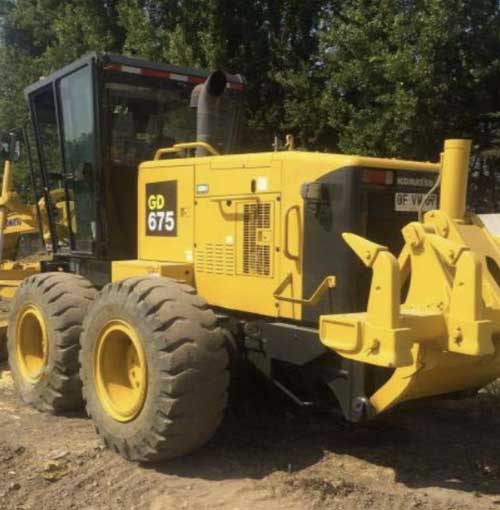 Motoniveladora Komatsu